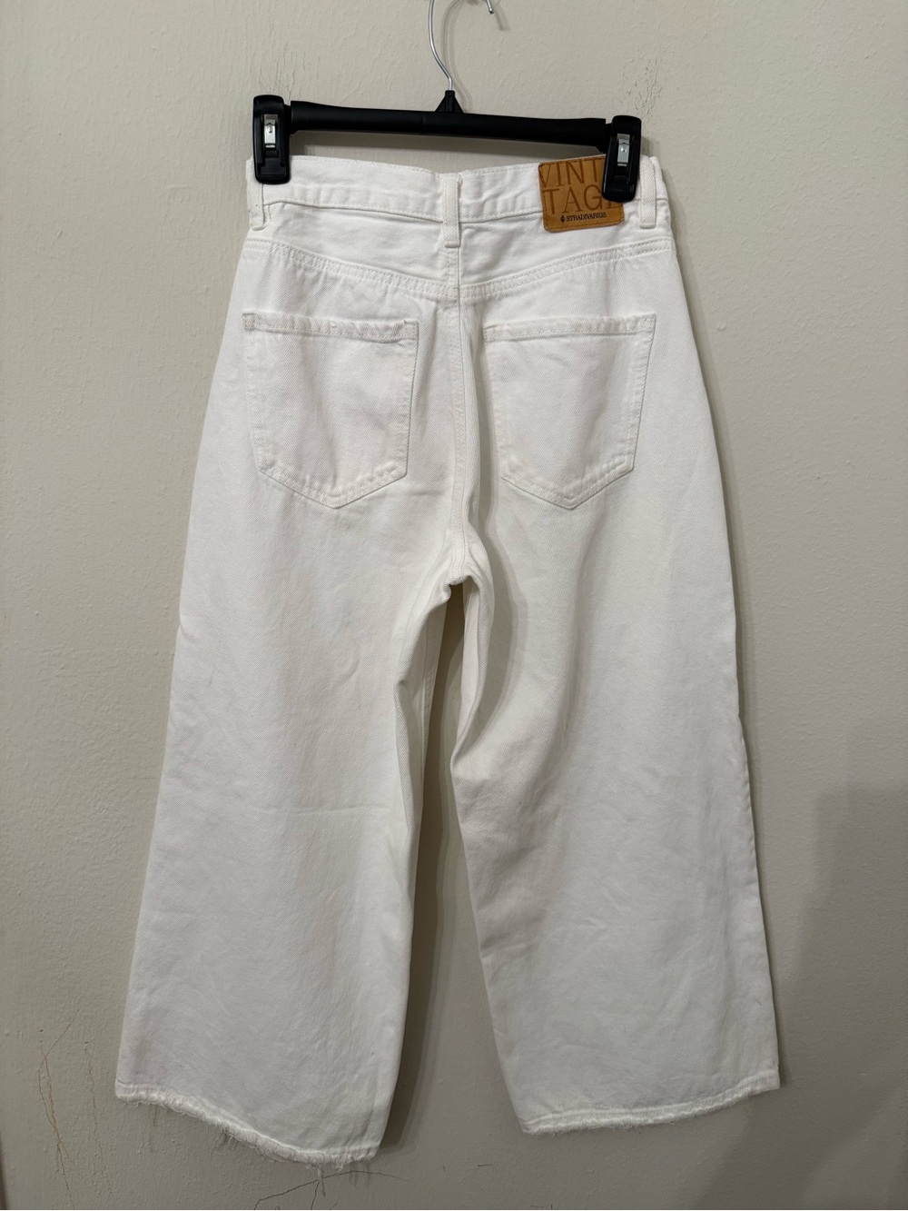 Stradivarius Vintage White Wide-Leg High-Rise Jeans